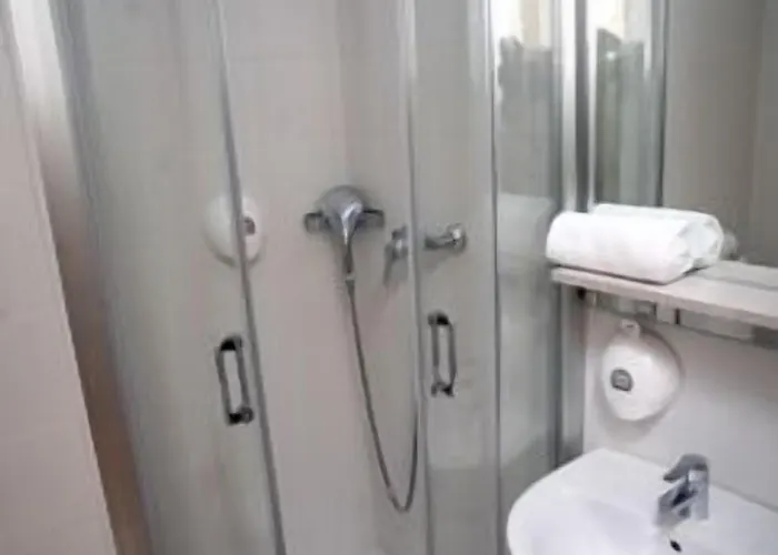 Hospederia San Martin Pinario Affittacamere *